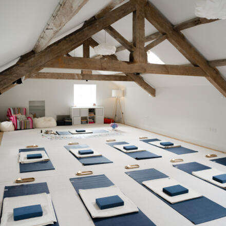 Web OM Yoga 54